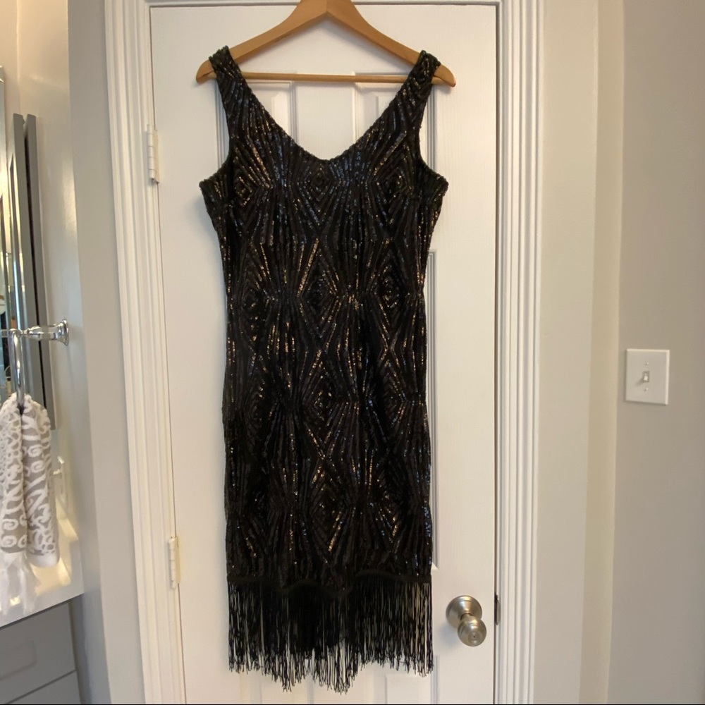 Julia Jordan Black Sleeveless Sequined Dress Size 6